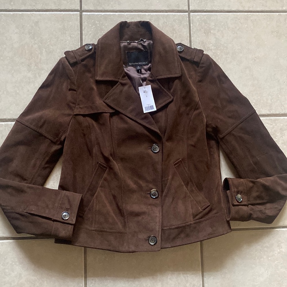 Banana Republic suede jacket long sleeve.